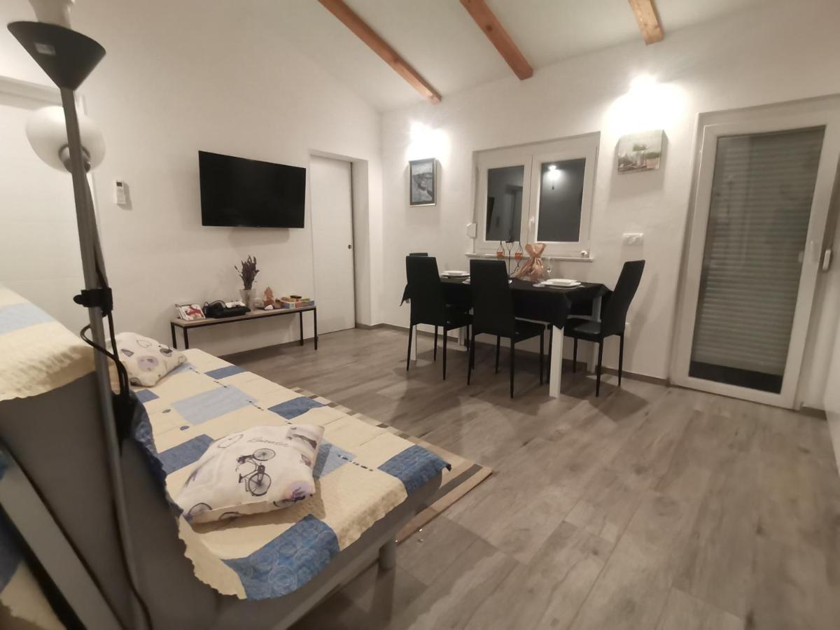 Villa Molo Novigrad  Bagian luar foto